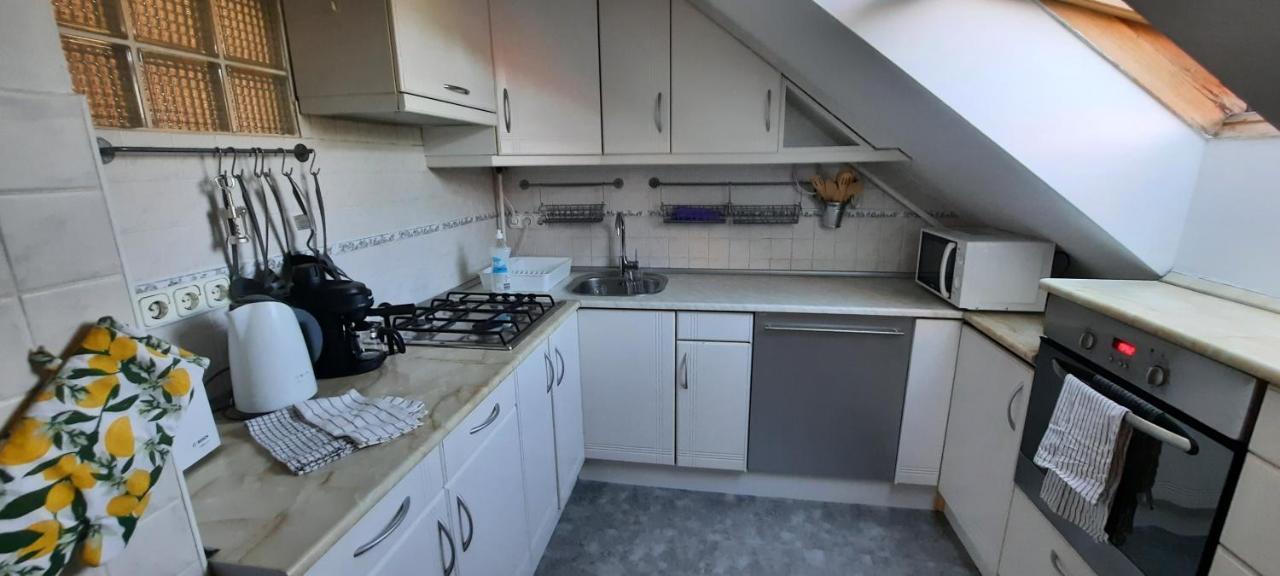 Hi-Bp Garden City Batsanyi Apartment 3 Rooms, Apartment Upstairs Near The City Train With Free Parking Boedapest Buitenkant foto