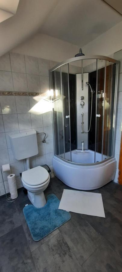 Hi-Bp Garden City Batsanyi Apartment 3 Rooms, Apartment Upstairs Near The City Train With Free Parking Boedapest Buitenkant foto
