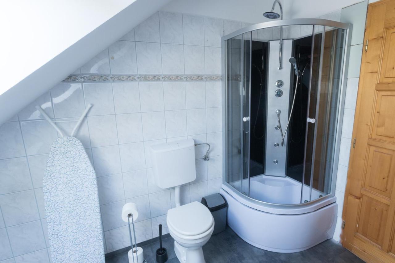 Hi-Bp Garden City Batsanyi Apartment 3 Rooms, Apartment Upstairs Near The City Train With Free Parking Boedapest Buitenkant foto