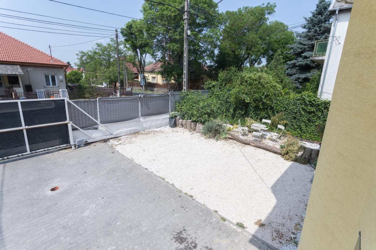 Hi-Bp Garden City Batsanyi Apartment 3 Rooms, Apartment Upstairs Near The City Train With Free Parking Boedapest Buitenkant foto