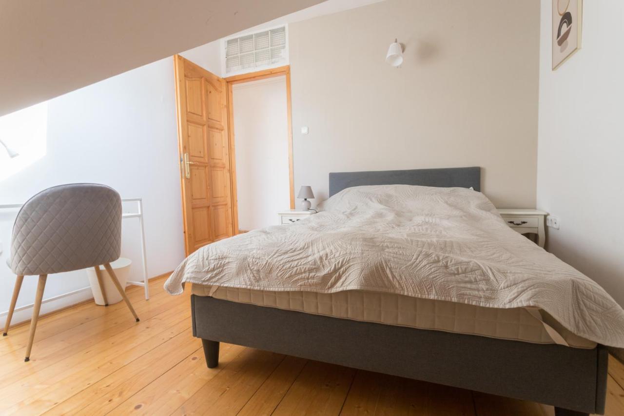 Hi-Bp Garden City Batsanyi Apartment 3 Rooms, Apartment Upstairs Near The City Train With Free Parking Boedapest Buitenkant foto