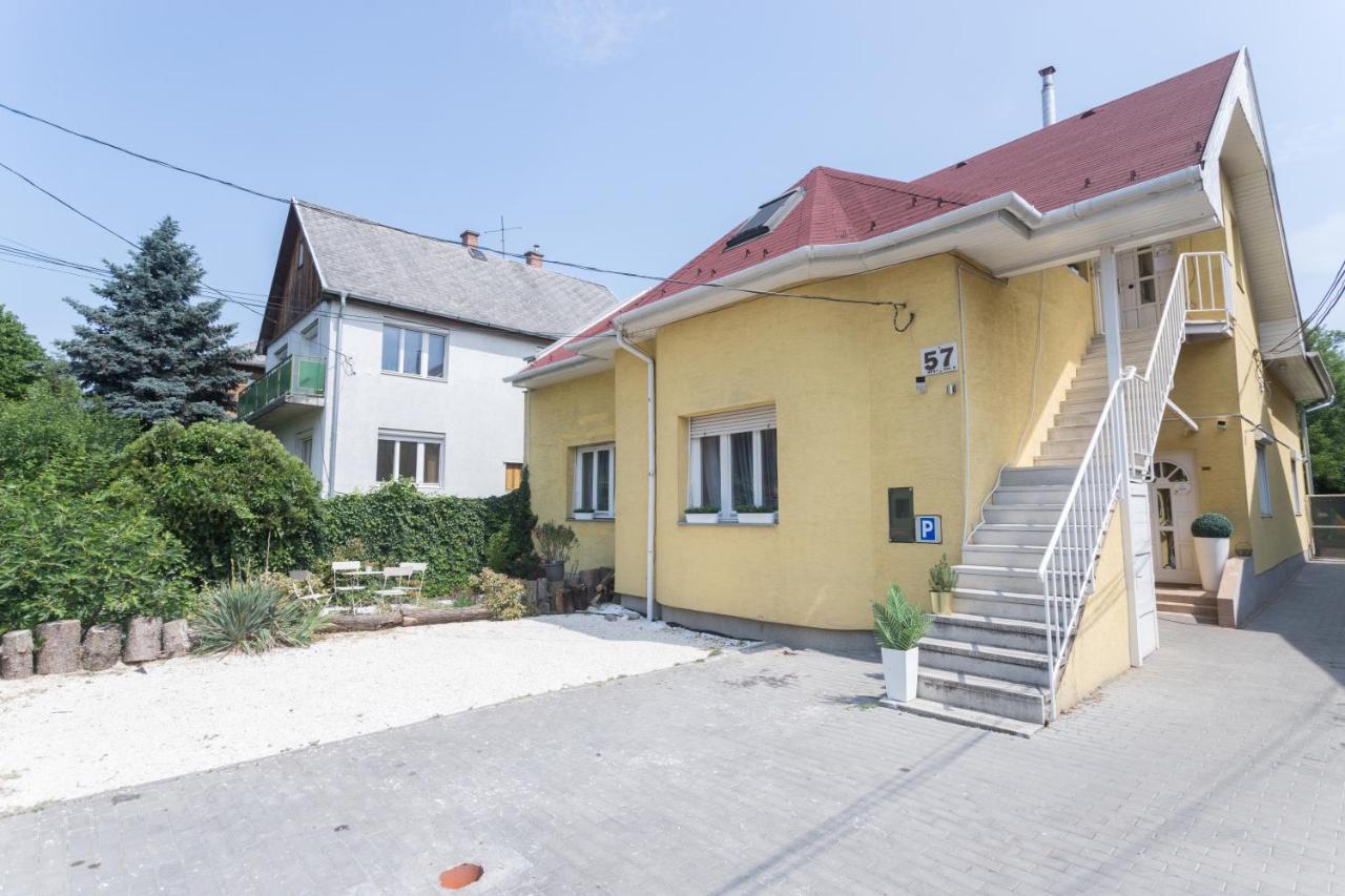 Hi-Bp Garden City Batsanyi Apartment 3 Rooms, Apartment Upstairs Near The City Train With Free Parking Boedapest Buitenkant foto